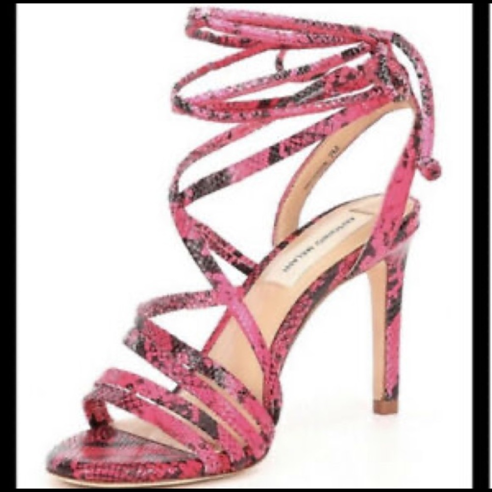 NWOT Antonio Melani High Heels